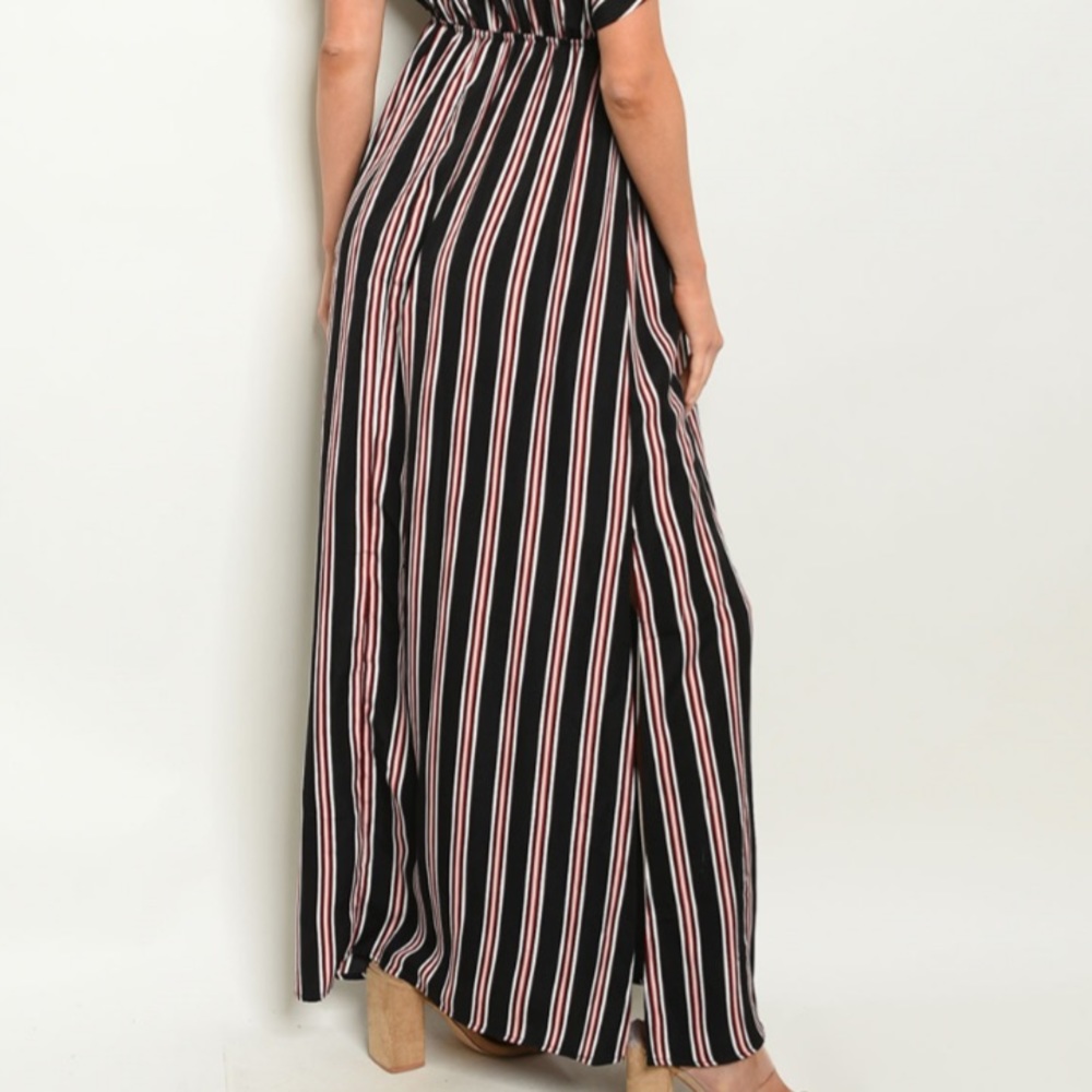 ❤️ NEW M Black and Red Striped Deep V Maxi Dress - Picture 3 of 8